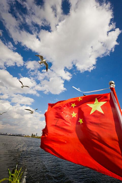 解答疑惑,探索知识——周恩来忌惮蒋介石身边什么人?问答网