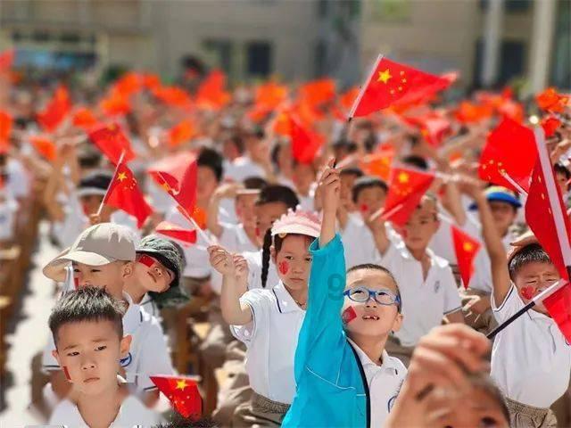 别人给自己转了6000块钱然后他还要要回去我应该怎么回答？游戏画面