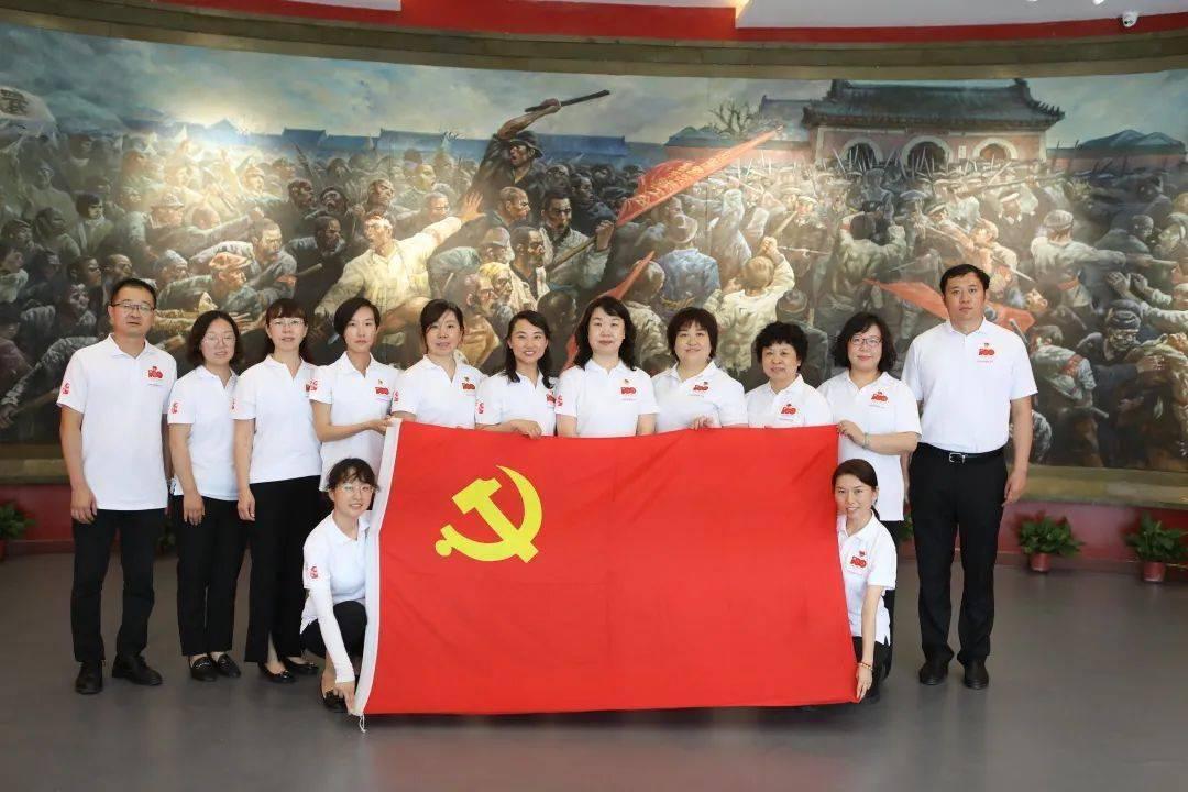 请问无证驾驶摩托车一定要拘留吗？怎么可以免除？