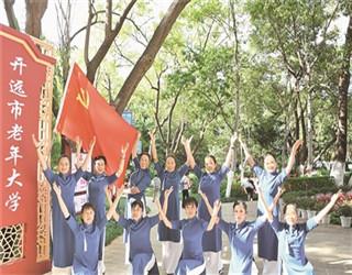 现在的男明星颜值都是靠滤镜支撑，以前没有滤镜的年代男明星有多帅？游戏画面