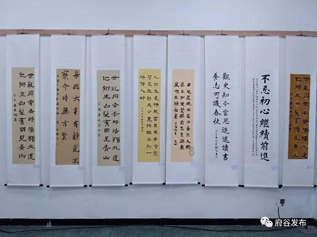 写网文年入百万的00后大学生,来自华南农大!他每天起床先去图书馆“打卡”