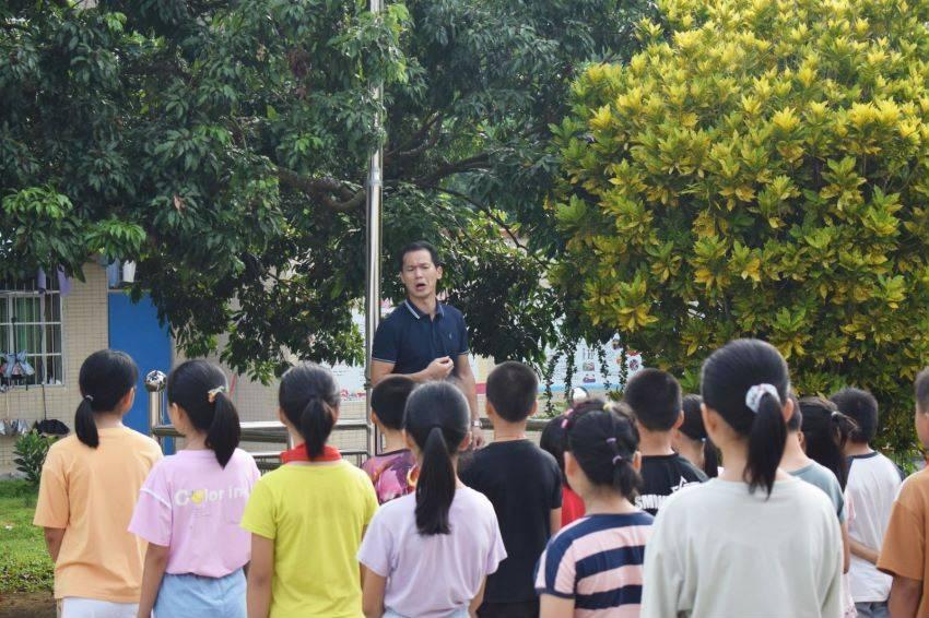 救援行政人员