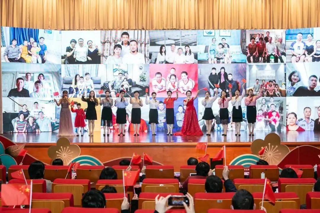 徐家汇商圈年味正浓，邀你一起“寻龙”过大年！｜爱申活暖心春