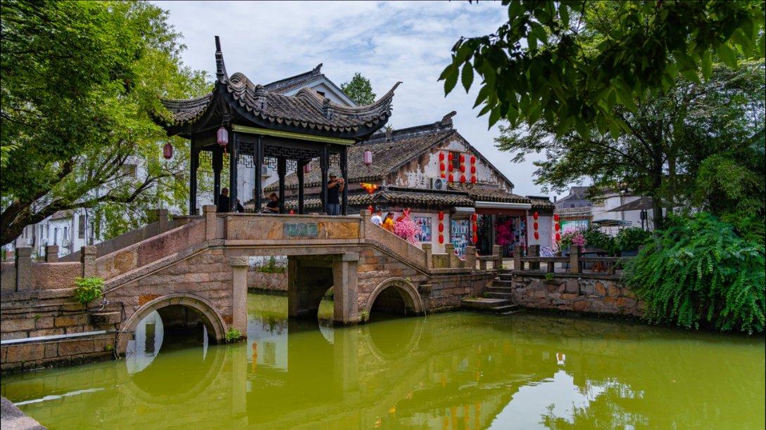 公安部交通管理局联合中国天气网,5天不间断直播,关注节前持续性强雨雪